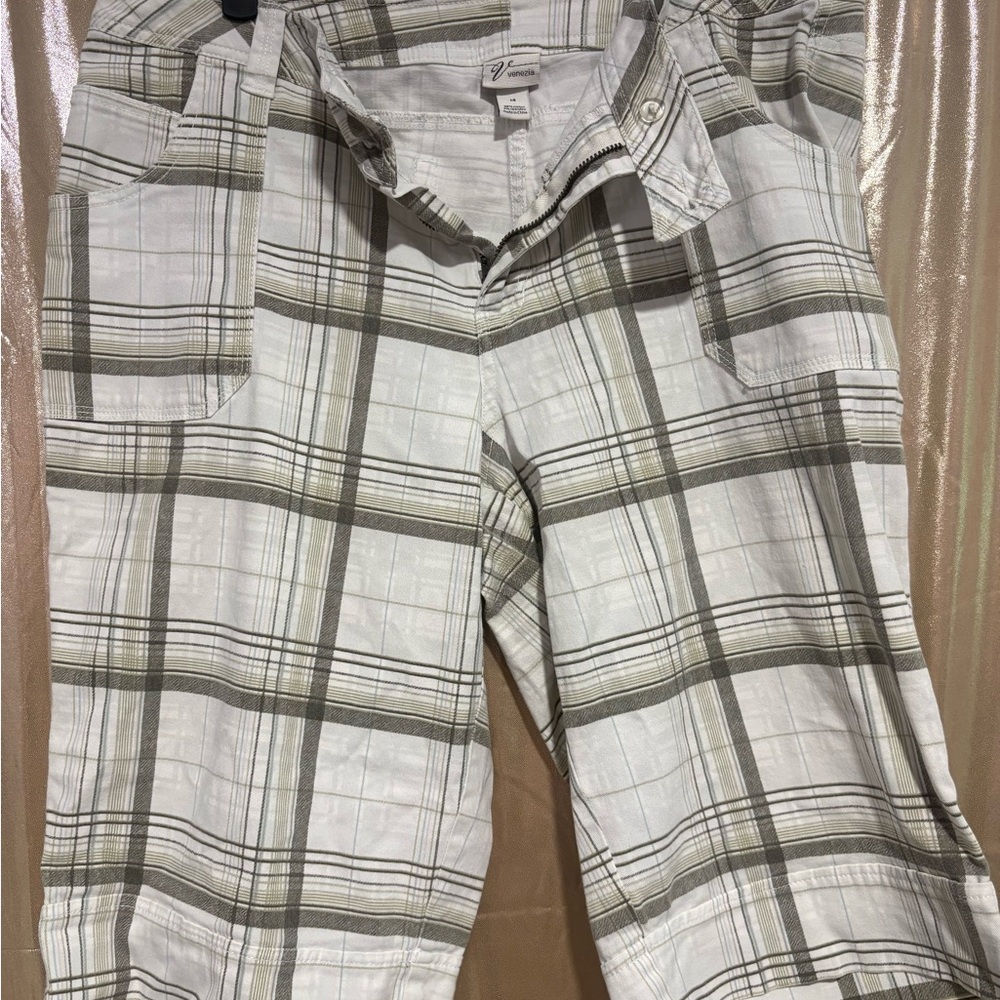 Lane Bryant Venezia Casual Cargo Pants - Light Gray/White